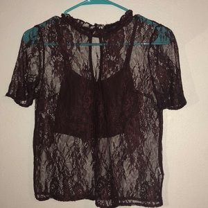 Short Sleeve Lace Shirt w Detachable Crop Top